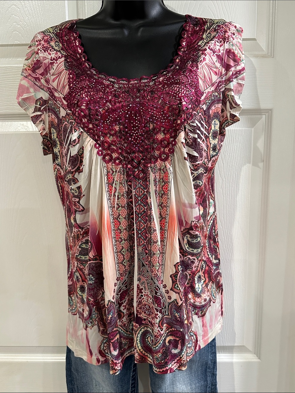 ONE WORLD Pink and Burgundy Embroidered Scoop Neck Blouse Size L Women’s